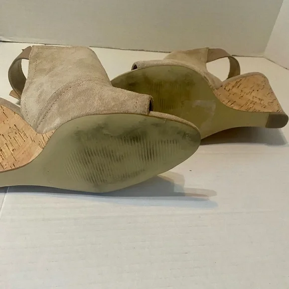 Nine West wedge sandals open toe red patent cork heel suede like upper size 8.5 - Picture 7 of 11